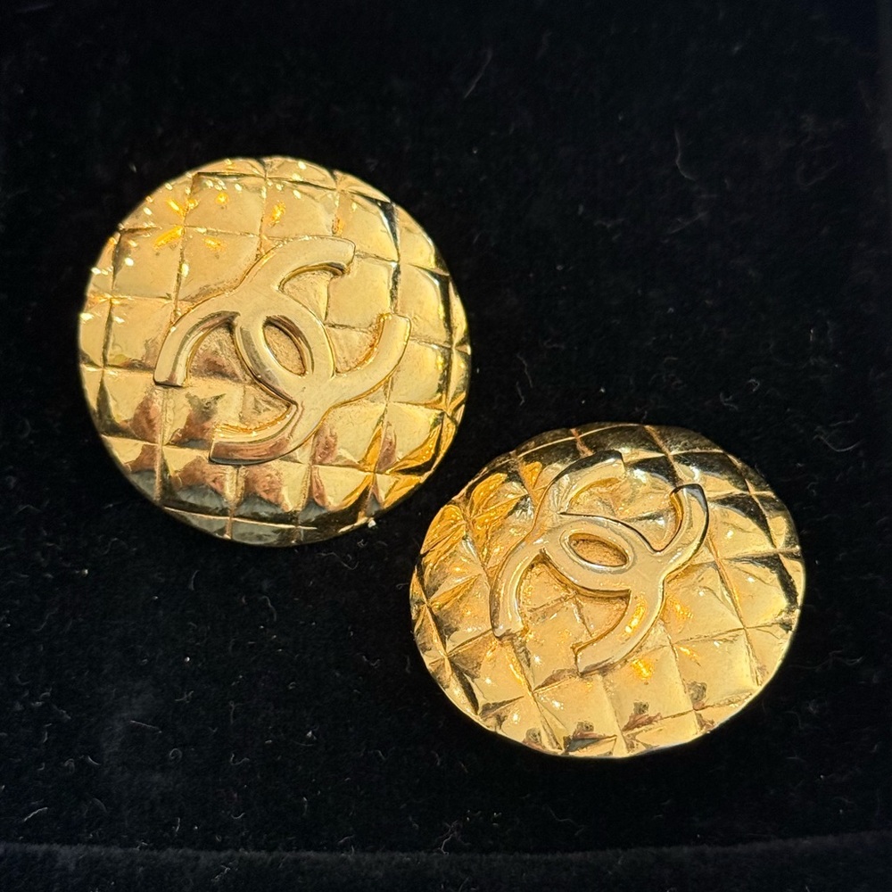 CHANEL Gold Quilted Earrings